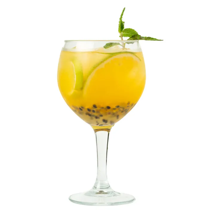 Ver foto de Gin Maracuya